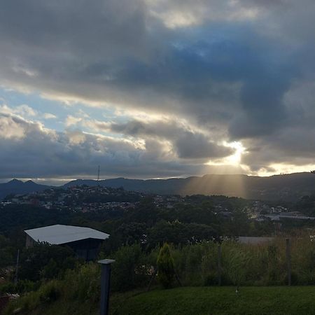 Apartamentos Temporada Vista Do Vale Gramado Eksteriør bilde